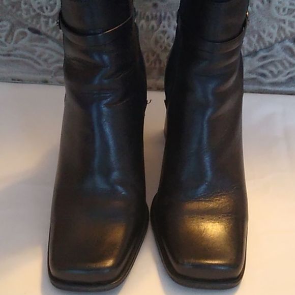 Paseo 6m Black Boots - Picture 3 of 5